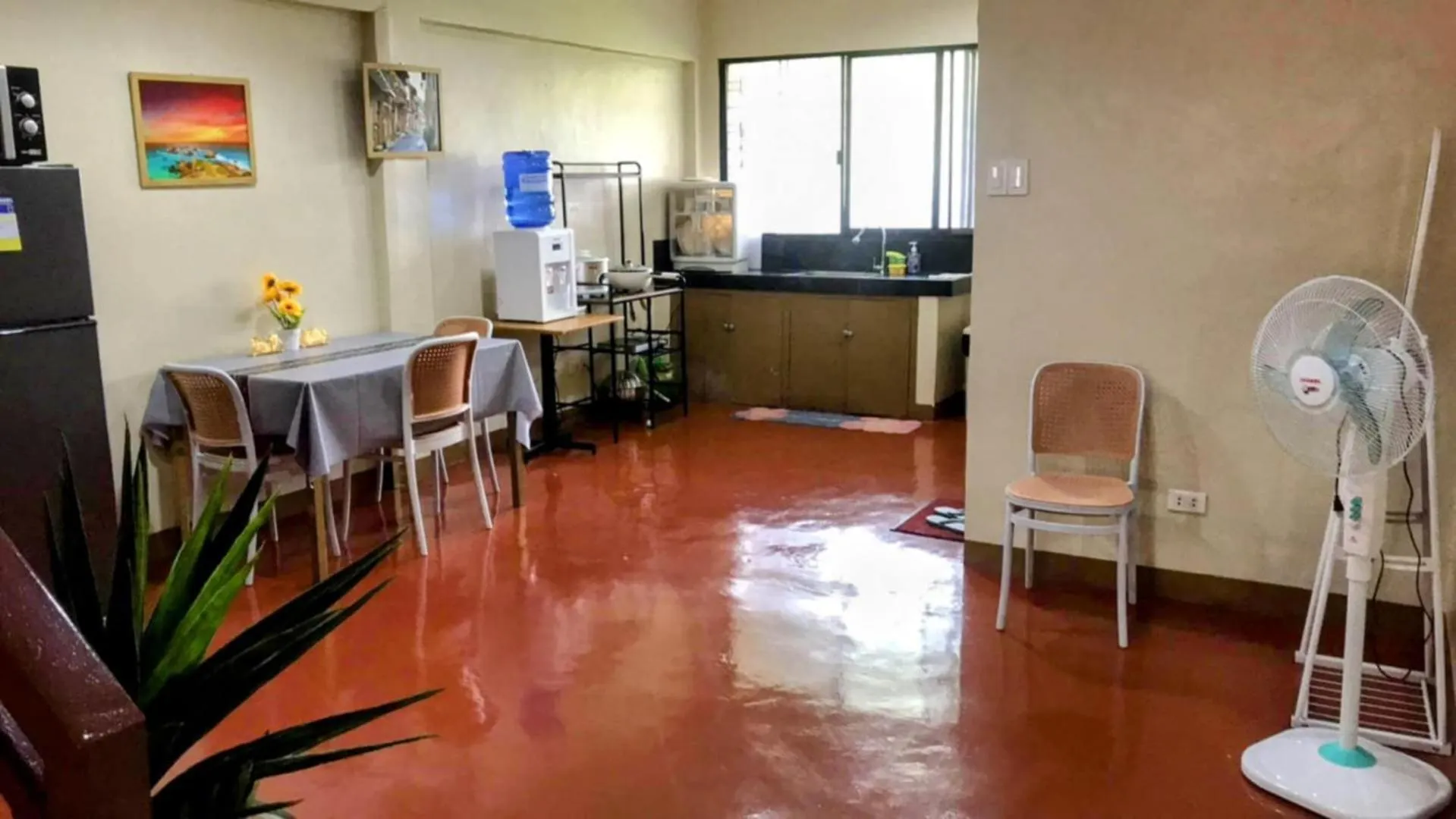 Séjour chez l'habitant Spacious Family Apartment Transient House 10Pax Near Spmc And Sm Lanang Davao City